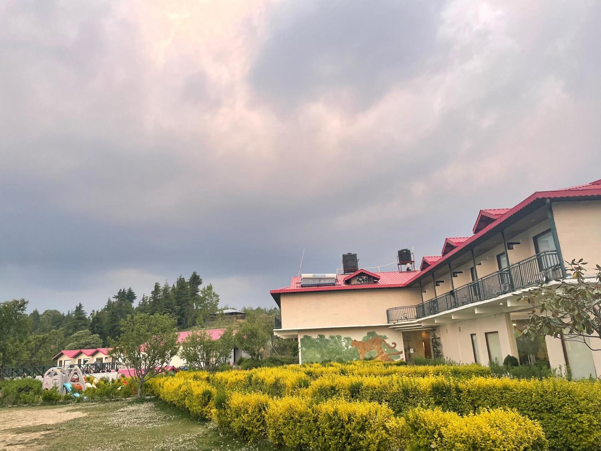 Vue Magique Resort Chail Exterior foto